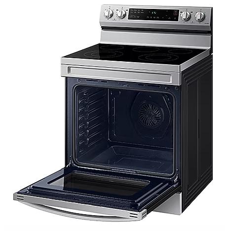  Samsung 30-inch Freestanding Electric Range with Wi-Fi NE63A6515SS/AC IMAGE 3