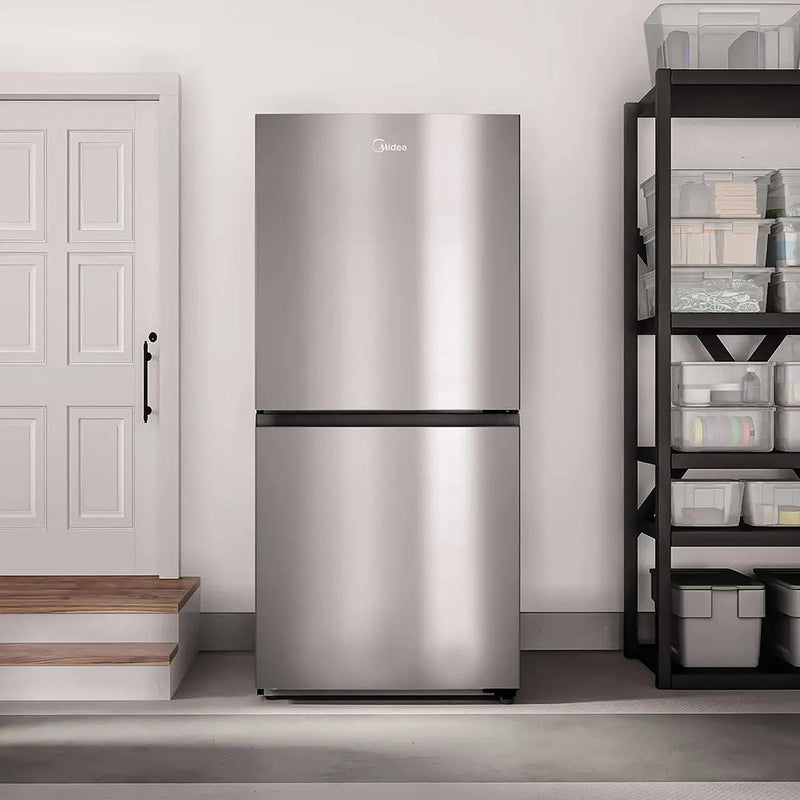  Midea 20.0 cu. ft. 50/50 Flex Convertible Refrigerator/Freezer MRU21C7BST IMAGE 9