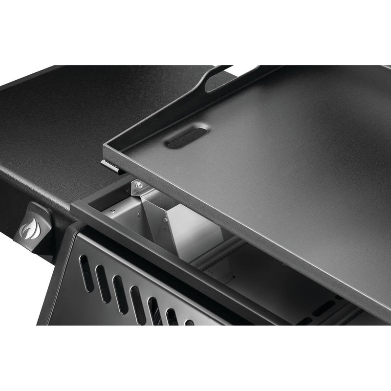 Napoleon Freestyle™ 24-inch Pre-seasoned Non-Stick Griddle - Liquid Propane F24DFTPK IMAGE 5